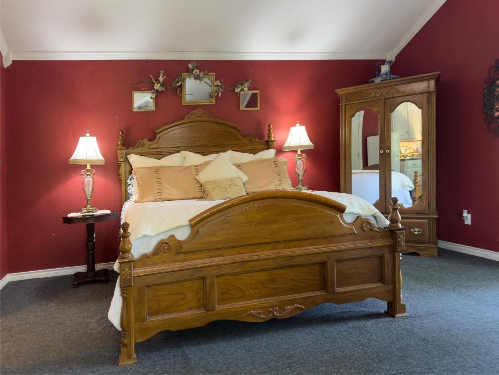 Superior Triple Room interior